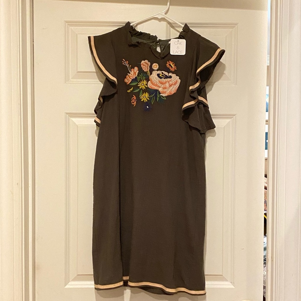 THML embroidered dress with flutter sleeves small